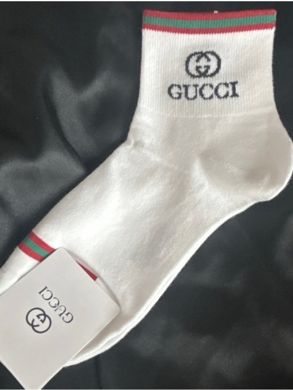 Gucci White Crew Socks with Red and Green Trim